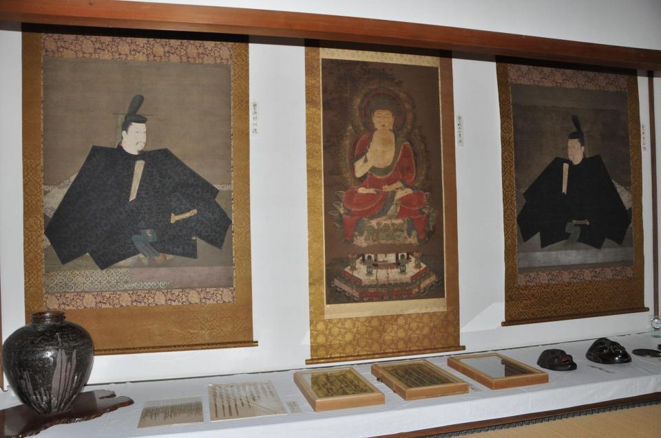 高雄山 神護寺「寺宝の特別公開」虫払い行事(2025年5月1日～5日)