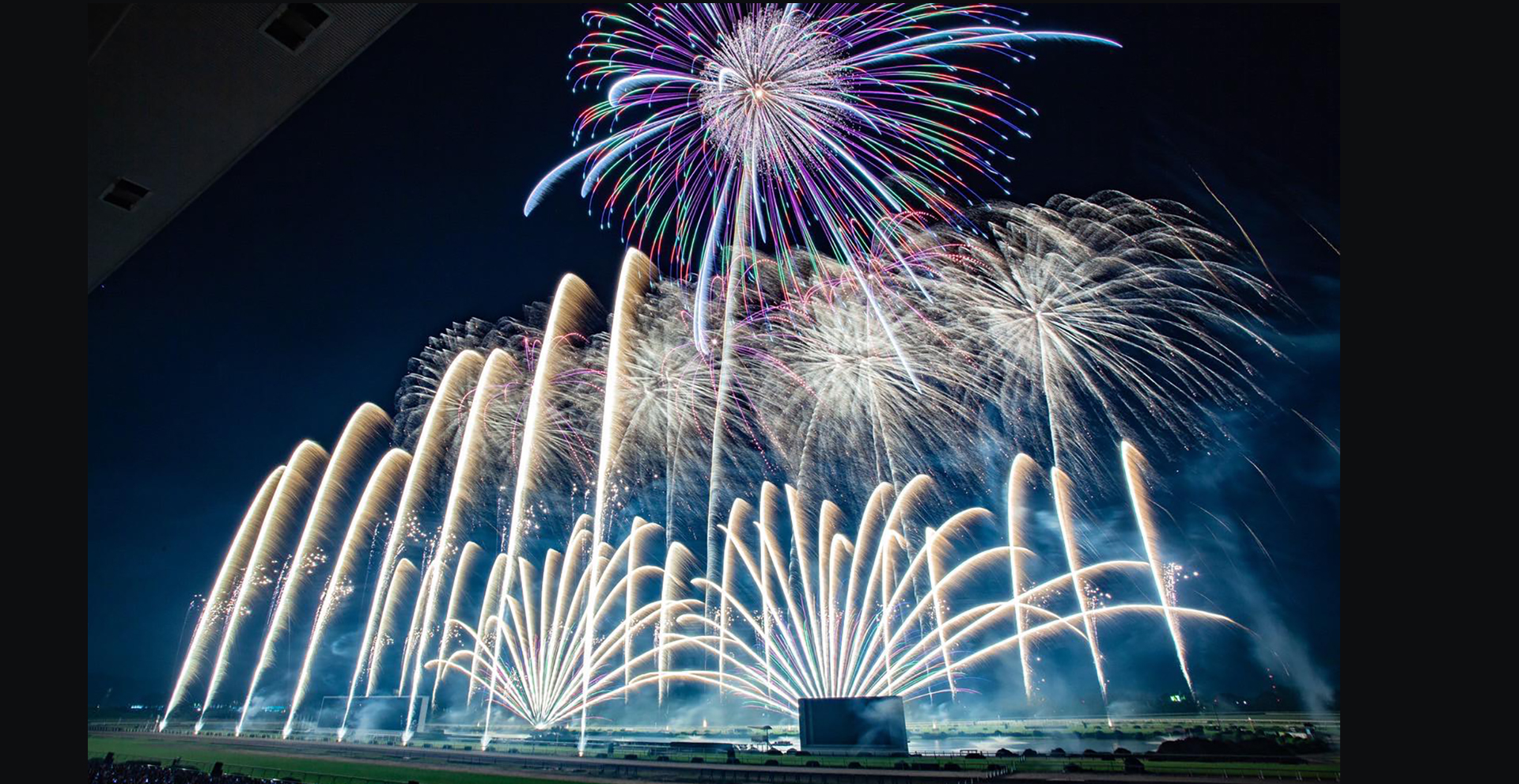 京都芸術花火2024＠京都競馬場(6月26日開催)～花火と音楽の融合～伏見