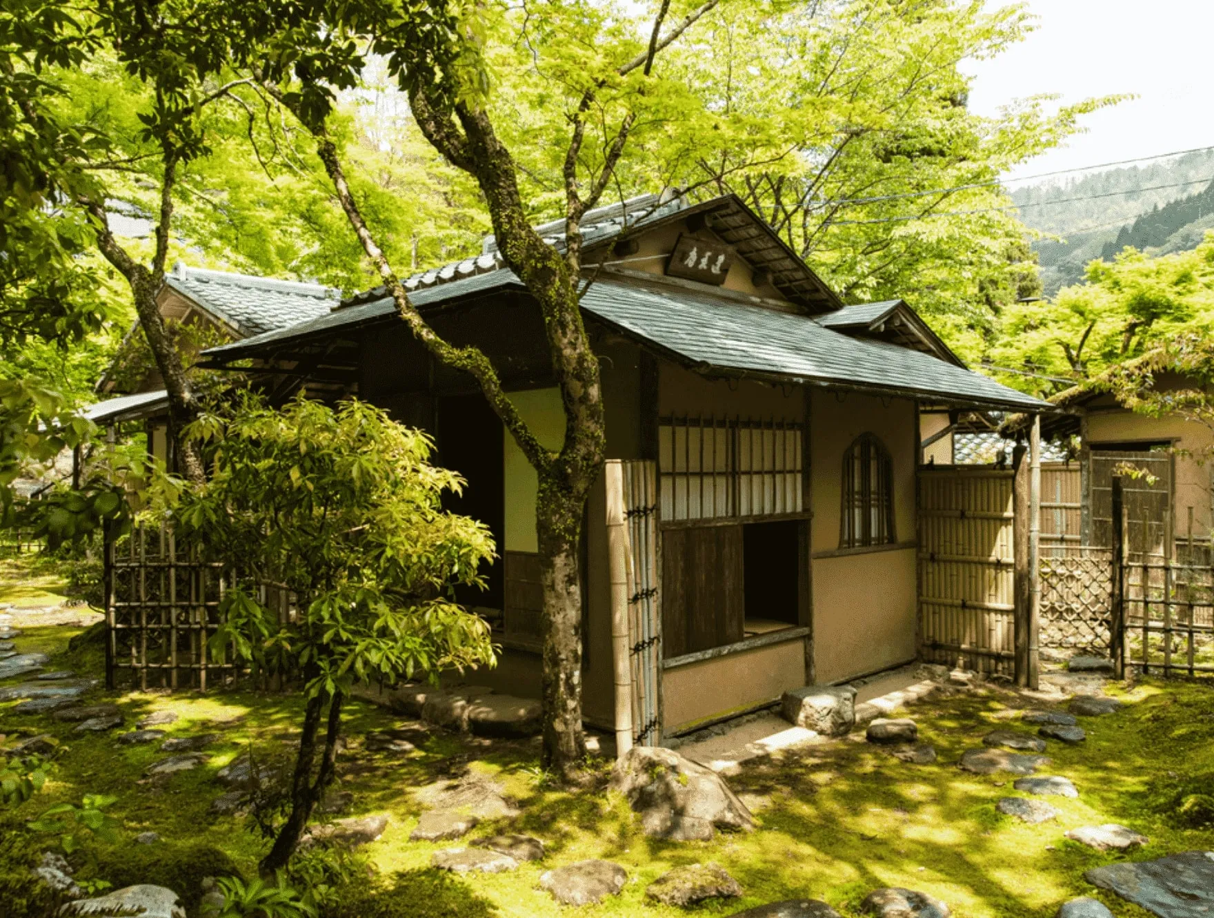 国宝鳥獣人物戯画のお寺世界遺産高山寺「遺香庵」特別拝観